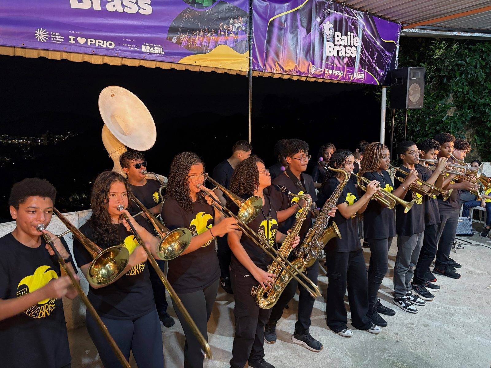 Band playing at Baile Brass